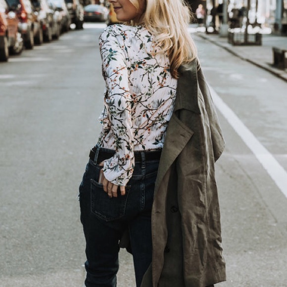 Topshop Print Ruffle Plissé Top - Picture 9 of 13